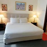 Famous Suite Times Square Kuala Lumpur